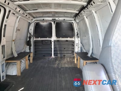 Zdjęcie 10 z 16 samochodu: 2005 CHEVROLET EXPRESS G3500 VIN:1GCHG35V651128927 - miniatura