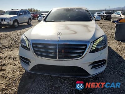 Piąte zdjęcie samochodu w środku: 2018 MERCEDES-BENZ S 450 4MATIC VIN:WDDUG6EB2JA388523 - miniatura
