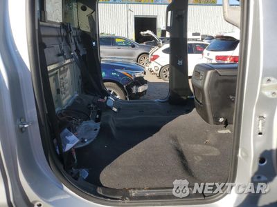Zdjęcie 10 z 12 samochodu: 2019 GMC SIERRA K2500 DENALI VIN:1GT12SEY6KF265613 - miniatura