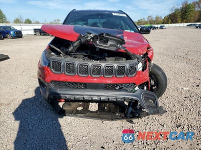 Piąte zdjęcie samochodu w środku: 2024 JEEP COMPASS TRAILHAWK VIN:3C4NJDDN6RT597476 - miniatura