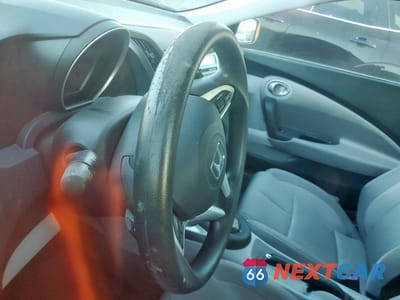 Zdjęcie 9 z 12 samochodu: 2011 HONDA CR-Z VIN:JHMZF1D46BS006240 - miniatura