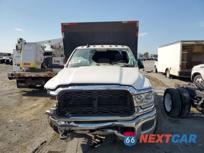 Piąte zdjęcie samochodu w środku: 2020 RAM 4500 VIN:3C7WRLBJ4LG221529 - miniatura