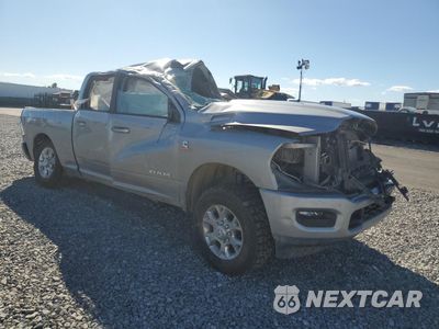 Czwarte zdjęcie samochodu z boku: 2024 RAM 2500 LARAMIE VIN:3C6UR5FL4RG104917 - miniatura