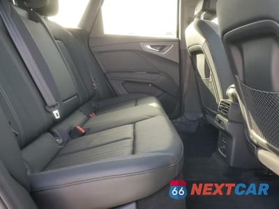 Zdjęcie 11 z 16 samochodu: 2022 AUDI Q4 E-TRON PREMIUM VIN:WA1G2BFZ9NP043481 - miniatura