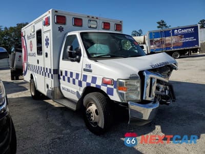 Czwarte zdjęcie samochodu z boku: 2016 FORD ECONOLINE E350 SUPER DUTY CUTAWAY VAN VIN:1FDWE3FS6GDC42831 - miniatura