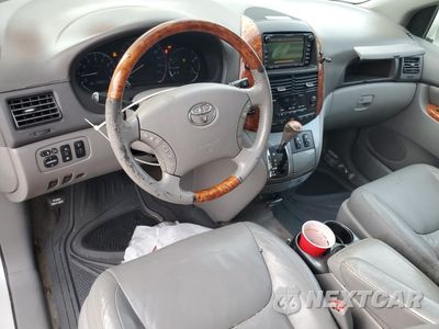 Zdjęcie 8 z 13 samochodu: 2006 TOYOTA SIENNA XLE VIN:5TDBA22C26S065138 - miniatura