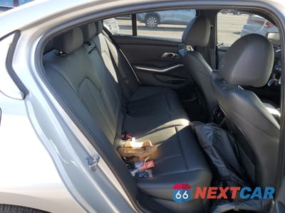 Zdjęcie 10 z 14 samochodu: 2019 BMW 330I VIN:WBA5R1C5XKAK09328 - miniatura