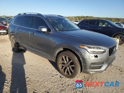 Czwarte zdjęcie samochodu z boku: 2016 VOLVO XC90 T6 VIN:YV4A22PK4G1089459 - miniatura