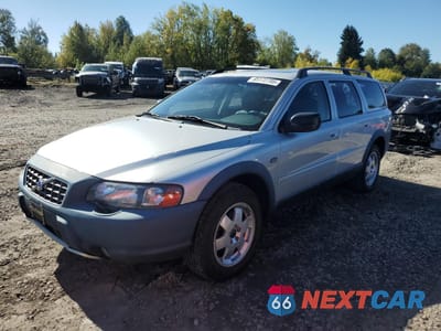 2002 VOLVO V70 XC YV1SZ58D021068728 - główne zdjęcie licytacji z USA - miniatura