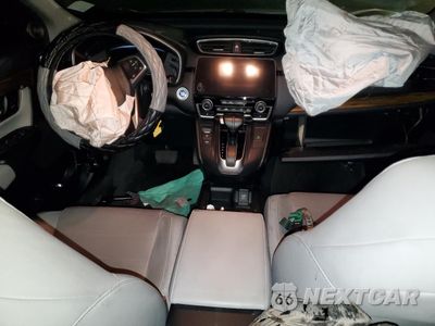 Zdjęcie 8 z 14 samochodu: 2019 HONDA CR-V EXL VIN:5J6RW1H89KA028652 - miniatura