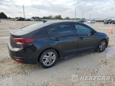 Trzecie zdjęcie samochodu z tyłu: 2020 HYUNDAI ELANTRA SEL VIN:5NPD84LF8LH578713 - miniatura