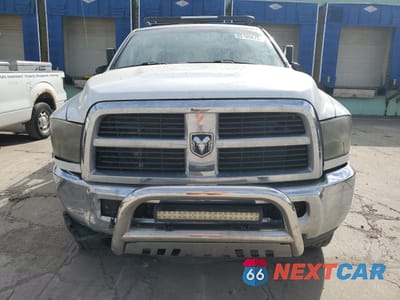 Piąte zdjęcie samochodu w środku: 2012 DODGE RAM 2500 ST VIN:3C6UD5HL1CG326463 - miniatura