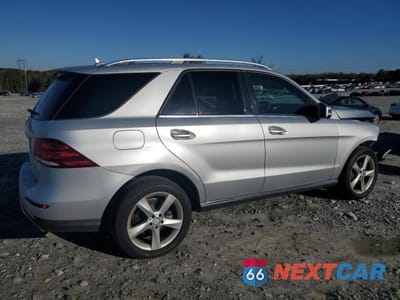 Trzecie zdjęcie samochodu z tyłu: 2016 MERCEDES-BENZ GLE 350 VIN:4JGDA5JB3GA795895 - miniatura