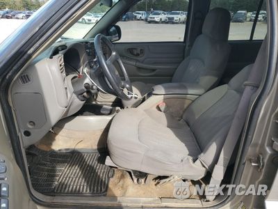 Zdjęcie 7 z 14 samochodu: 2004 CHEVROLET BLAZER VIN:1GNDT13X44K159774 - miniatura