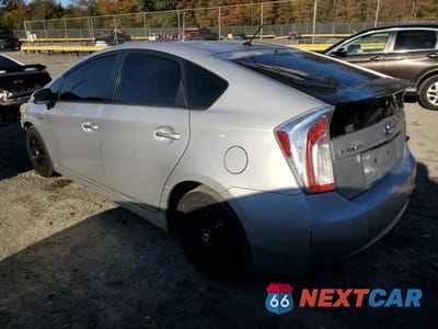 Drugie zdjęcie samochodu z przodu: 2015 TOYOTA PRIUS VIN:JTDKN3DU8F1956404 - miniatura