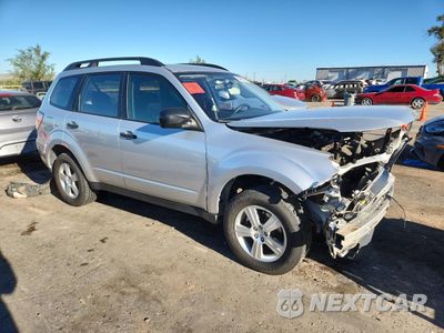Czwarte zdjęcie samochodu z boku: 2011 SUBARU FORESTER 2.5X VIN:JF2SHBBCXBH780597 - miniatura