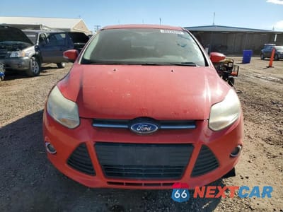 Piąte zdjęcie samochodu w środku: 2014 FORD FOCUS SE VIN:1FADP3K23EL296804 - miniatura