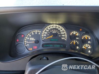 Zdjęcie 9 z 14 samochodu: 2003 GMC YUKON XL C1500 VIN:1GKEC16T43J113540 - miniatura