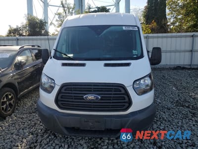 Piąte zdjęcie samochodu w środku: 2018 FORD TRANSIT T-250 VIN:1FTYR2CMXJKB39500 - miniatura
