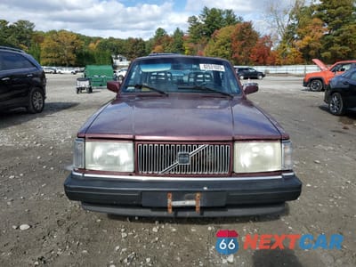 Piąte zdjęcie samochodu w środku: 1993 VOLVO 240 VIN:YV1AS8809P1488414 - miniatura