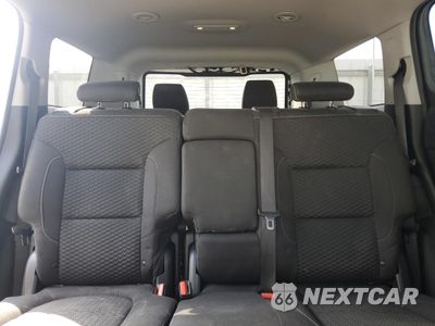 Zdjęcie 10 z 15 samochodu: 2017 GMC ACADIA SLE VIN:1GKKNKLA2HZ266786 - miniatura