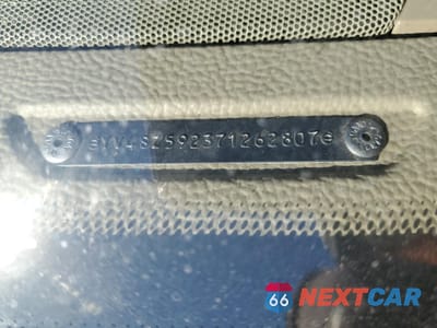 Zdjęcie 12 z 12 samochodu: 2007 VOLVO XC70 VIN:YV4SZ592371262807 - miniatura