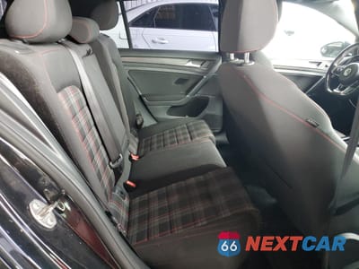 Zdjęcie 10 z 13 samochodu: 2018 VOLKSWAGEN GTI S/SE VIN:3VW447AU3JM261344 - miniatura