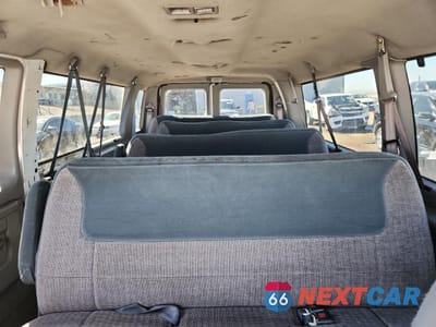 Zdjęcie 10 z 13 samochodu: 2000 FORD ECONOLINE E350 SUPER DUTY WAGON VIN:1FBSS31S9YHA60154 - miniatura