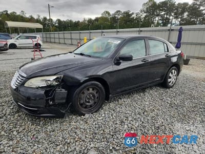 2012 CHRYSLER 200 LX 1C3CCBAB2CN172378 - główne zdjęcie licytacji z USA - miniatura
