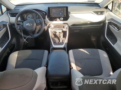 Zdjęcie 8 z 16 samochodu: 2020 TOYOTA RAV4 XLE VIN:2T3RWRFV3LW050534 - miniatura