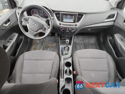 Zdjęcie 8 z 11 samochodu: 2018 HYUNDAI ACCENT SE VIN:3KPC24A38JE026068 - miniatura