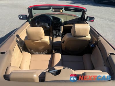 Zdjęcie 9 z 15 samochodu: 1994 BMW 325 IC VIN:WBABJ5325RJC79453 - miniatura