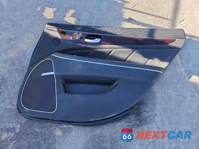 Zdjęcie 12 z 13 samochodu: 2011 HYUNDAI EQUUS SIGNATURE VIN:KMHGH4JF8BU042490 - miniatura