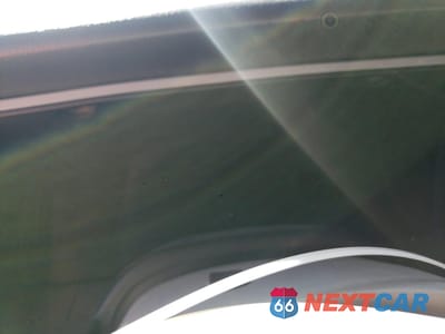 Zdjęcie 9 z 13 samochodu: 2004 LINCOLN NAVIGATOR VIN:5LMFU28R94LJ26836 - miniatura