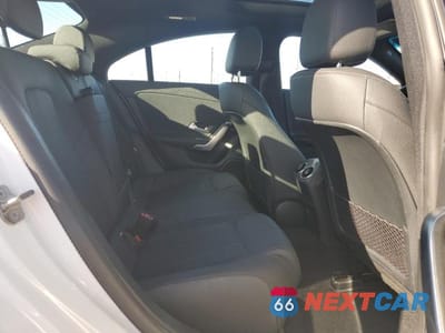 Zdjęcie 10 z 11 samochodu: 2025 MERCEDES-BENZ CLA 250 VIN:W1K5J4GB9SN509114 - miniatura