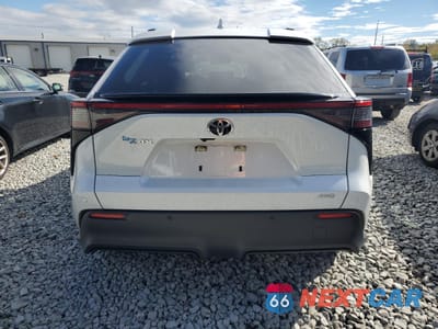 Zdjęcie 6 z 13 samochodu: 2023 TOYOTA BZ4X XLE VIN:JTMABACA3PA015184 - miniatura