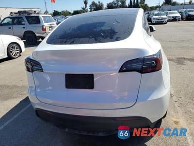 Zdjęcie 6 z 14 samochodu: 2020 TESLA MODEL Y VIN:5YJYGDEE9LF013023 - miniatura