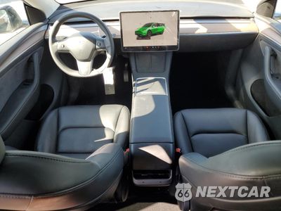 Zdjęcie 8 z 15 samochodu: 2024 TESLA MODEL Y VIN:7SAYGDED9RF204007 - miniatura