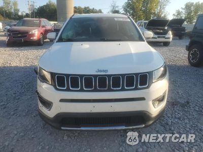 Piąte zdjęcie samochodu w środku: 2019 JEEP COMPASS LIMITED VIN:3C4NJCCB0KT802121 - miniatura