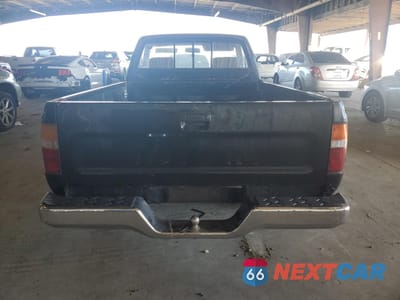 Zdjęcie 6 z 12 samochodu: 1992 TOYOTA PICKUP 1/2 TON SHORT WHEELBASE VIN:JT4RN81A9N0088603 - miniatura