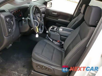 Zdjęcie 7 z 11 samochodu: 2025 CHEVROLET SILVERADO K1500 CUSTOM VIN:3GCPKBEK1SG354851 - miniatura