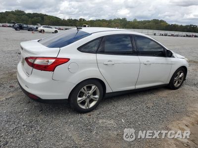 Trzecie zdjęcie samochodu z tyłu: 2014 FORD FOCUS SE VIN:1FADP3F22EL298795 - miniatura