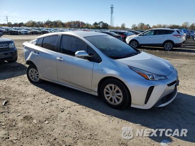 Czwarte zdjęcie samochodu z boku: 2021 TOYOTA PRIUS SPECIAL EDITION VIN:JTDKAMFU6M3142302 - miniatura