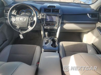 Zdjęcie 8 z 13 samochodu: 2014 TOYOTA CAMRY HYBRID VIN:4T1BD1FK0EU110750 - miniatura
