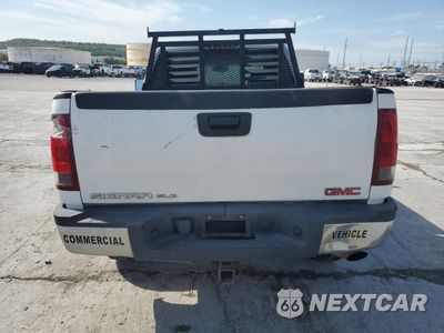 Zdjęcie 6 z 12 samochodu: 2009 GMC SIERRA K2500 SLE VIN:1GTHK59K49E125596 - miniatura