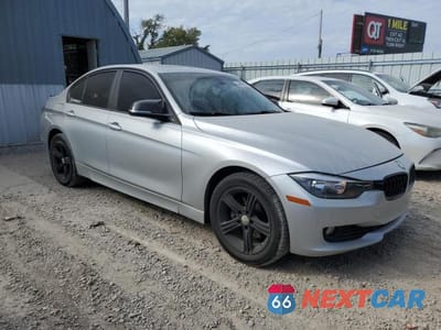 Czwarte zdjęcie samochodu z boku: 2014 BMW 328 XI SULEV VIN:WBA3B5C58EP652730 - miniatura
