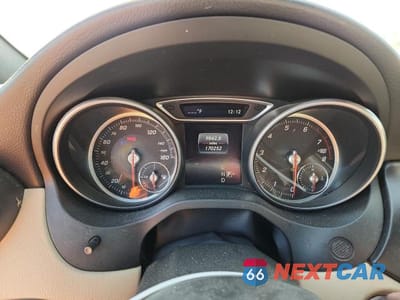 Zdjęcie 9 z 12 samochodu: 2017 MERCEDES-BENZ CLA 250 VIN:WDDSJ4EBXHN421865 - miniatura