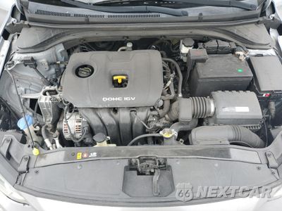 Zdjęcie 11 z 14 samochodu: 2017 HYUNDAI ELANTRA SE VIN:5NPD84LF6HH178351 - miniatura