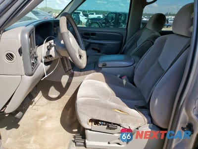 Zdjęcie 7 z 15 samochodu: 2004 GMC YUKON XL DENALI VIN:1GKFK66U44J165636 - miniatura