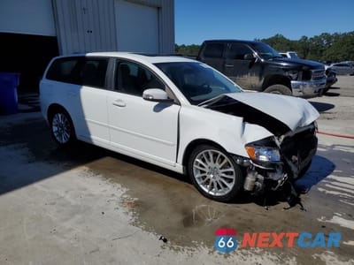 Czwarte zdjęcie samochodu z boku: 2009 VOLVO V50 2.4I VIN:YV1MW390392486237 - miniatura